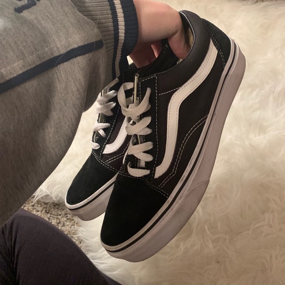 Old Skool Vans - Picture 3 of 4